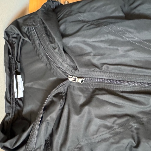 J. Jill fit rain jacket with hood - Picture 8 of 8